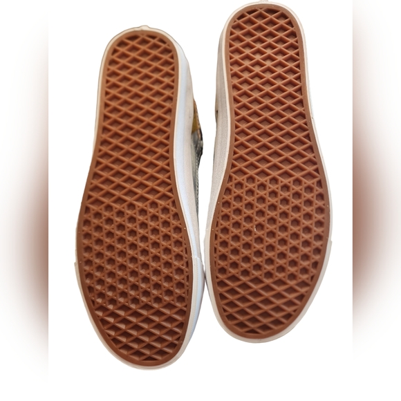 Frida Kahlo High Top Vans - Picture 5 of 5